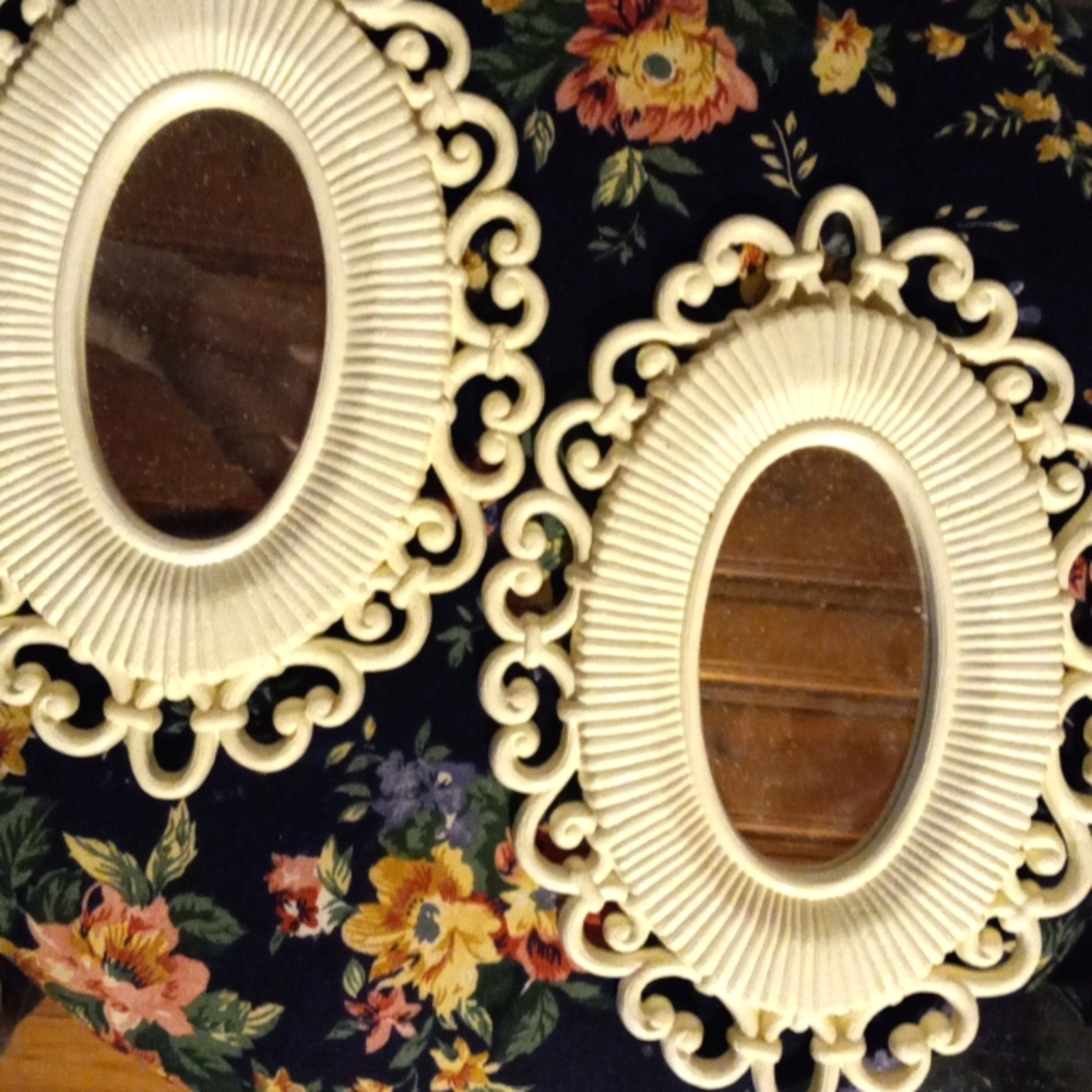 Closeout SALE 25% 🛍Home Interior Twin Mirrors 🛍